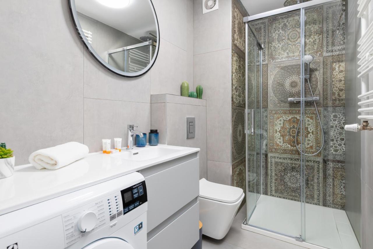 Luxurious Little Laguna Apartments Spa & Gym By Renters Prestige Międzywodzie Eksteriør billede